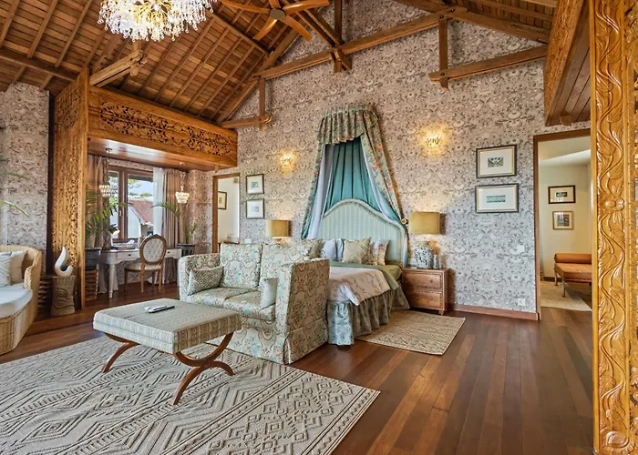 Luxurious Arakana Villa With Pool