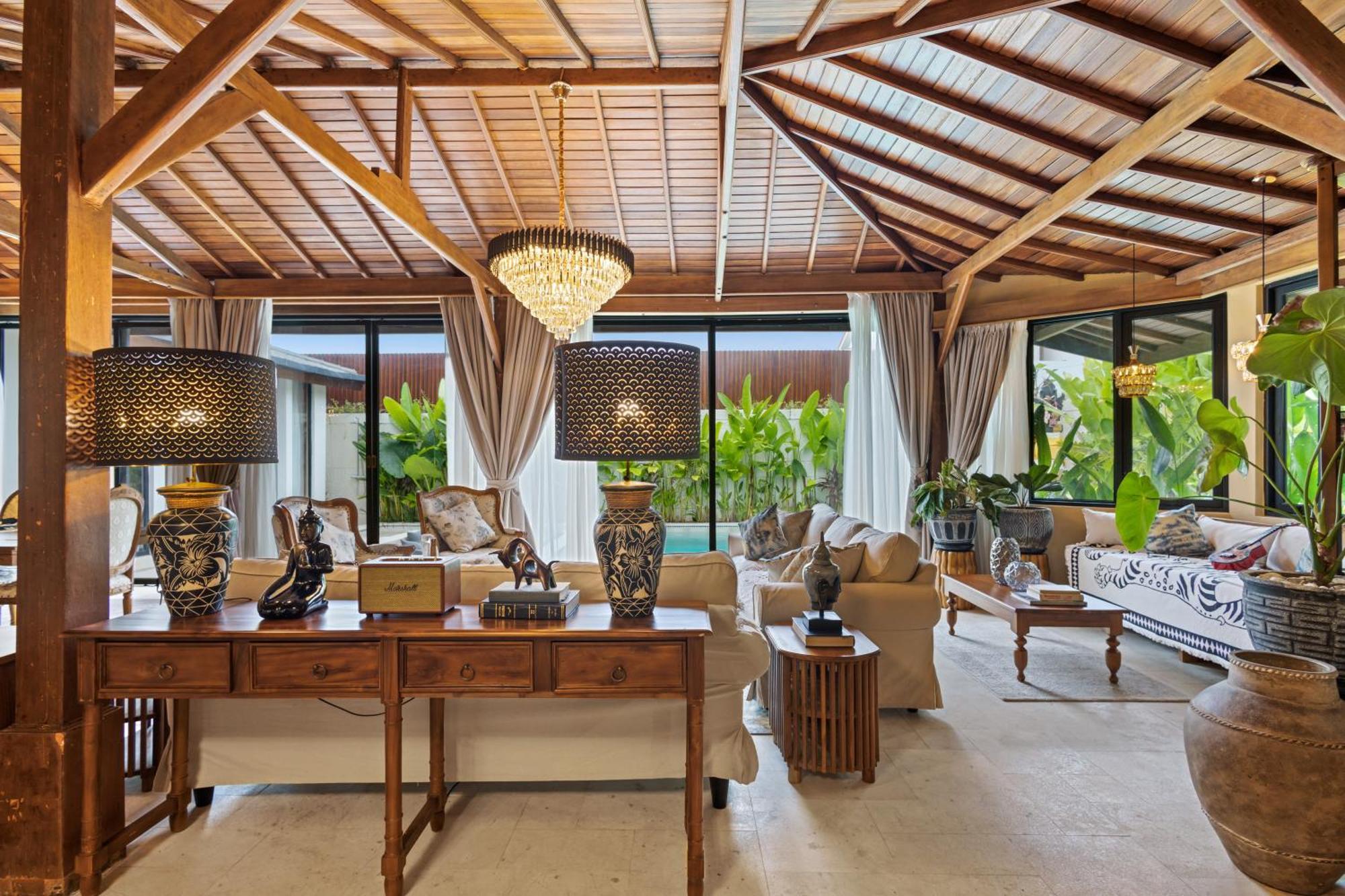 Villa Luxurious Arakana With Pool